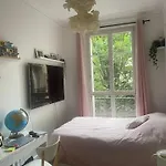 Elegant Au Pied De Montmartre 아파트